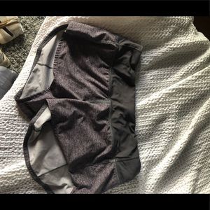 Lululemon low rise speed short 2.5